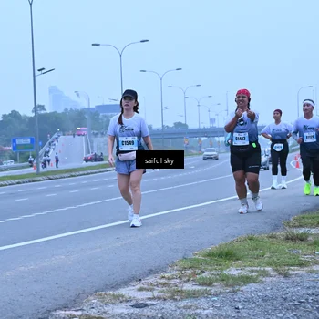 Runner Photo 7198842