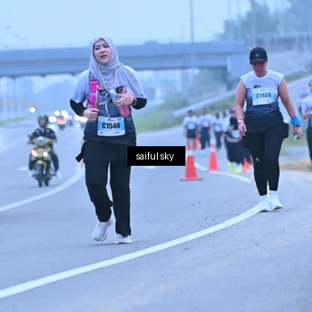 Runner Photo 7198906