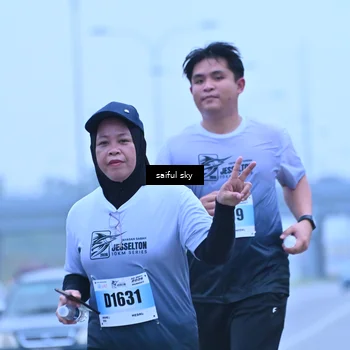 Runner Photo 7198952
