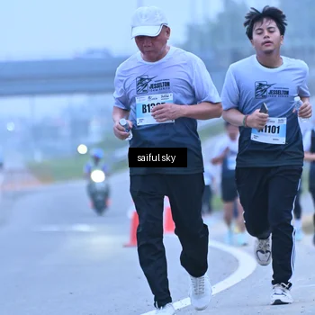 Runner Photo 7198974