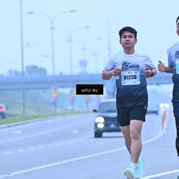 Runner Photo 7199001