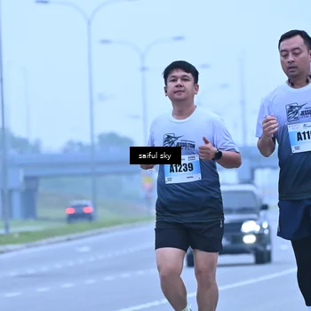 Runner Photo 7199011