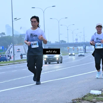 Runner Photo 7199054