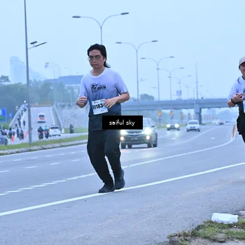 Runner Photo 7199061