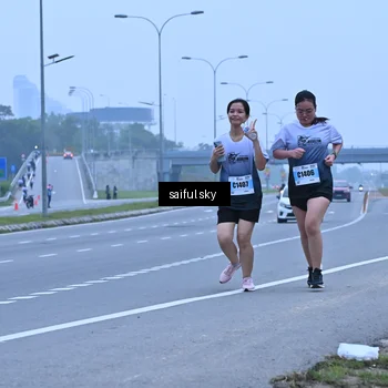 Runner Photo 7199111