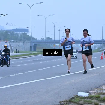 Runner Photo 7199112