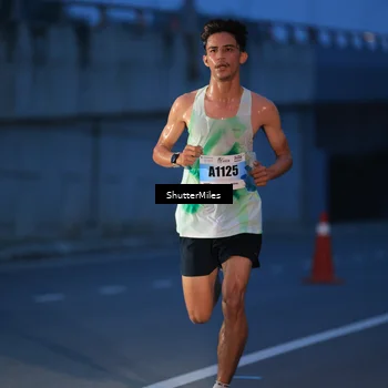 Runner Photo 7200059