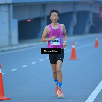 Runner Photo 7200086