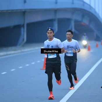 Runner Photo 7200096