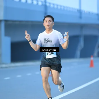 Runner Photo 7200102