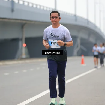 Runner Photo 7200330