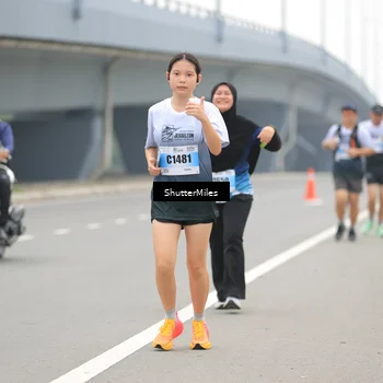 Runner Photo 7200384