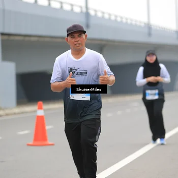 Runner Photo 7200413