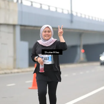 Runner Photo 7200600
