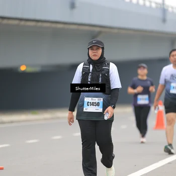 Runner Photo 7200602