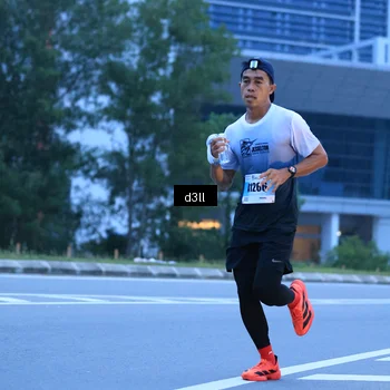 Runner Photo 7200844