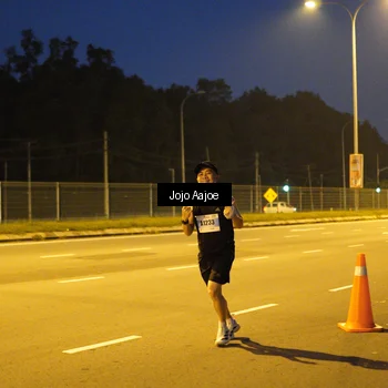 Runner Photo 7201000