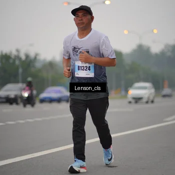Runner Photo 7201500