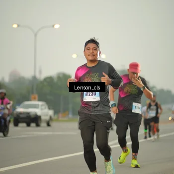 Runner Photo 7201704