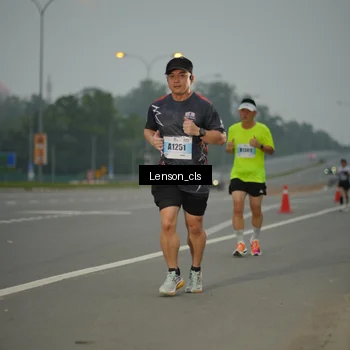 Runner Photo 7201899