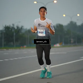Runner Photo 7202002