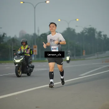 Runner Photo 7202006