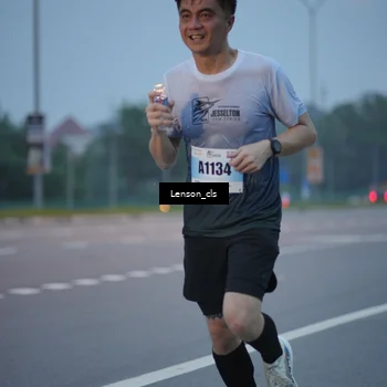 Runner Photo 7202111