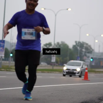 Runner Photo 7203006
