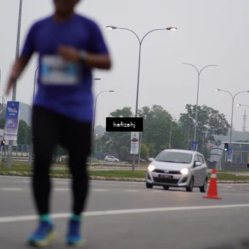 Runner Photo 7203010