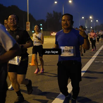 Runner Photo 7203014