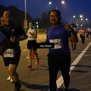 Runner Photo 7203053