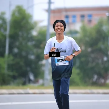 Runner Photo 7203304