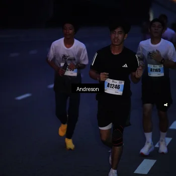 Runner Photo 7203515