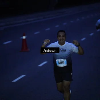Runner Photo 7203544
