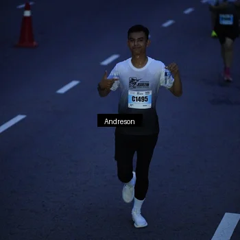 Runner Photo 7203665