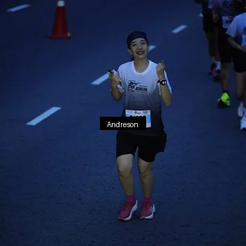 Runner Photo 7203678