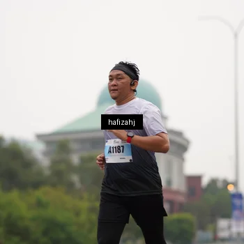 Runner Photo 7203712