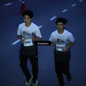 Runner Photo 7203750