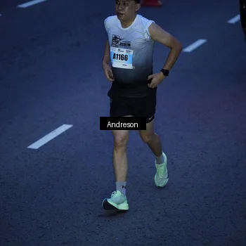 Runner Photo 7203839