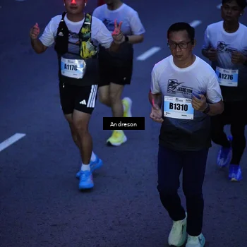 Runner Photo 7203843