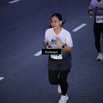 Runner Photo 7203905