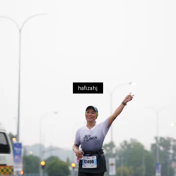 Runner Photo 7204003