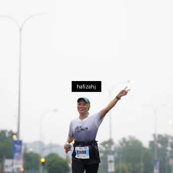 Runner Photo 7204009