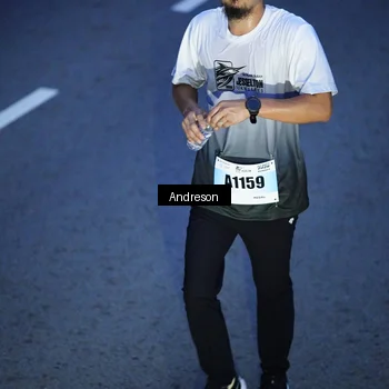 Runner Photo 7204011
