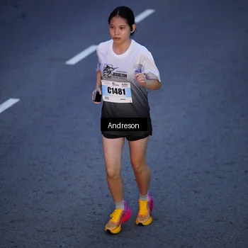 Runner Photo 7204020