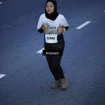 Runner Photo 7204059