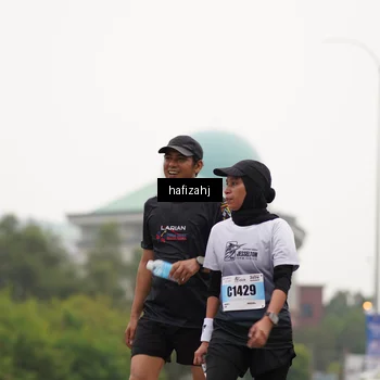 Runner Photo 7204063