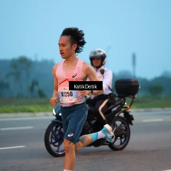 Runner Photo 7204064