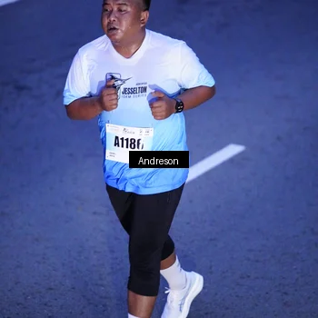 Runner Photo 7204082