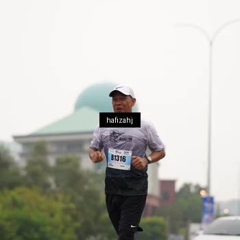 Runner Photo 7204104